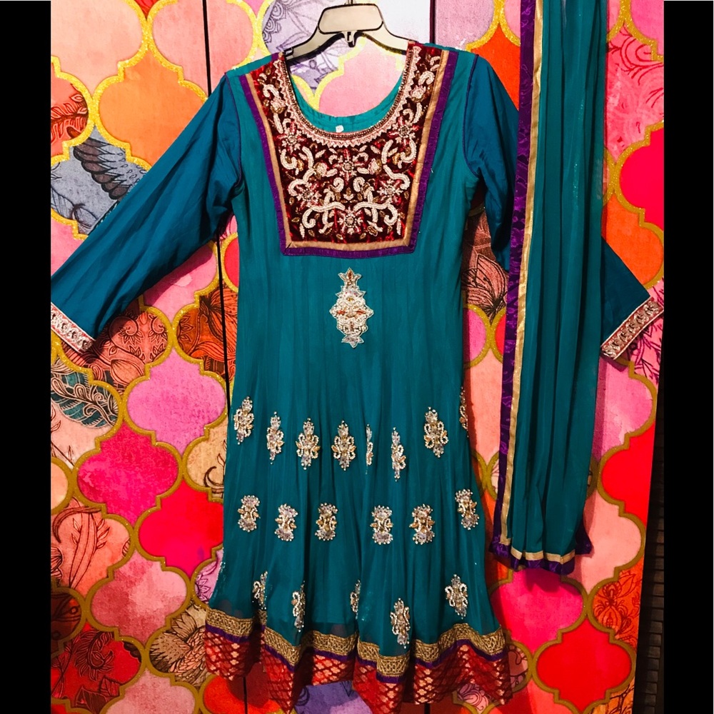3 piece Pakistani anarkali